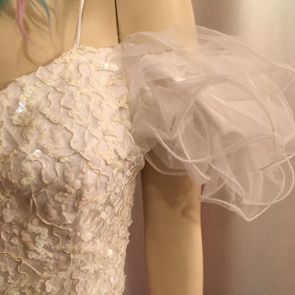 ADORABLE custom vintage  puff sleeve my meoldy corest and necklace set! - Picture 4 of 12